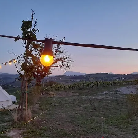 Bell Tent In The Vineyard With Spectacular View בית נופש Ortezzano