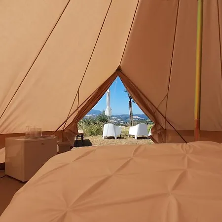 בית נופש Bell Tent In The Vineyard With Spectacular View